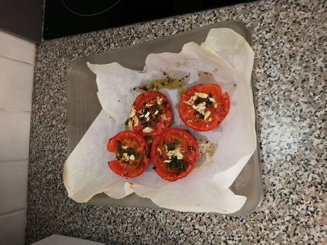 Tomates persillées à la provençale