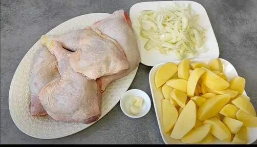 Cuisses de poulet et pomme de terre au four