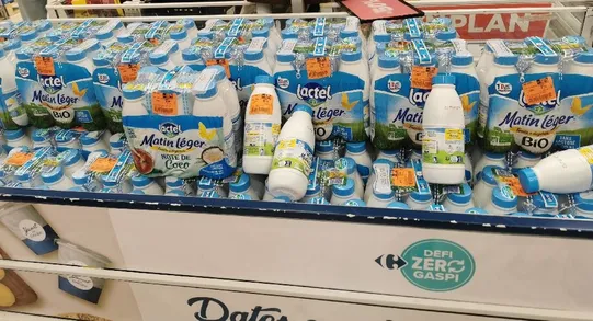 Gros déstockage de lait Lactel "Matin léger" anti gaspi à -80%