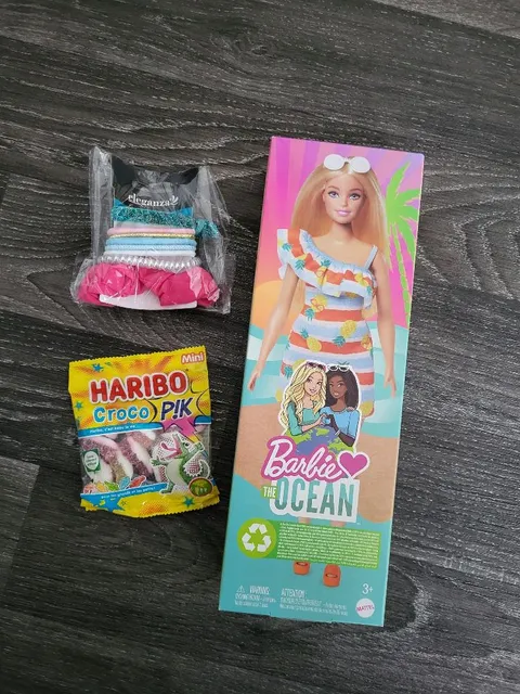 La chasse aux cadeaux Barbie( merci Carrefour )