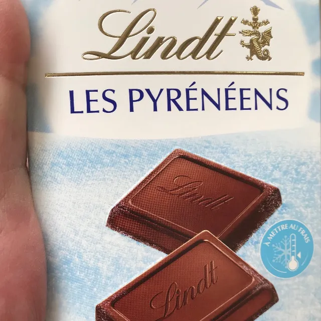 Tablette de chocolat Lait LES PYRENEENS LINDT