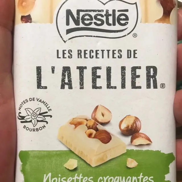 Tablette de chocolat blanc noisettes NESTLE LES RECETTES DE L'ATELIER