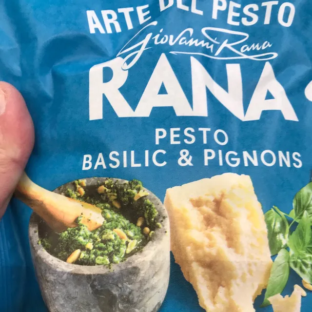 Pâtes fraîches Ravioli Pesto Basilic et Pignons RANA