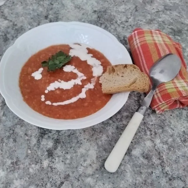 Gaspacho  tomates pour 4  pers