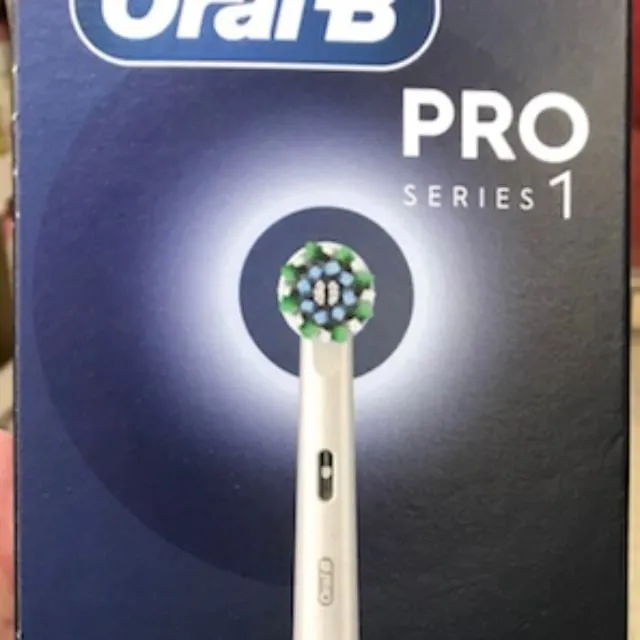 Brosse à dents électrique Oral-B PRO 1
