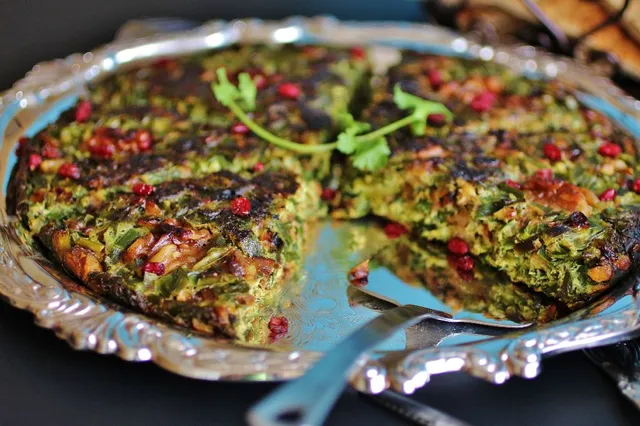 KOOKOO SABZI ( Omelette aux herbes ) recette Iranienne