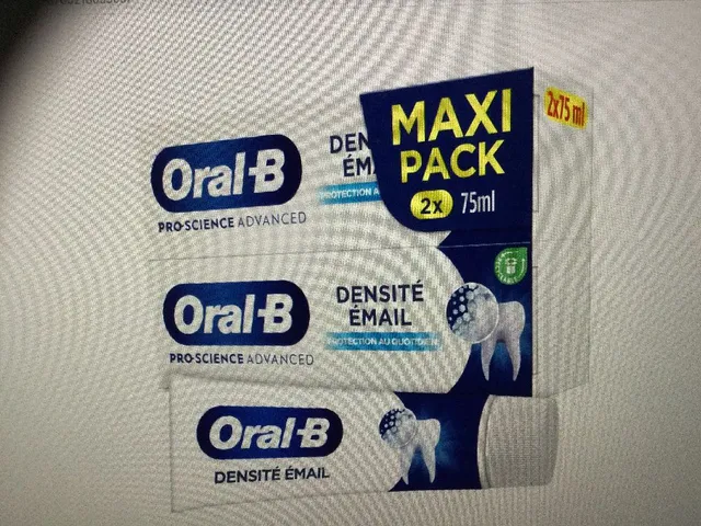 Lot Dentifrice ORAL-B