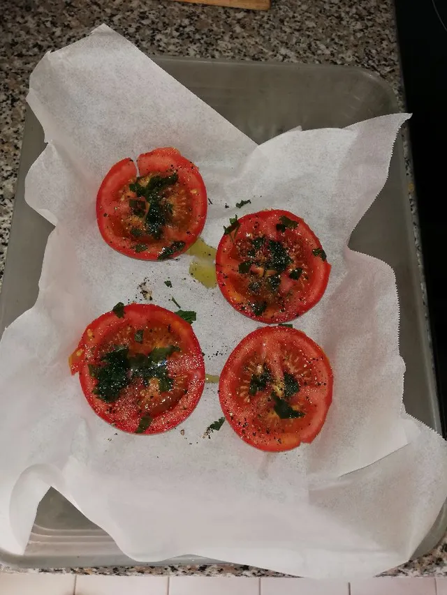 Tomates persillées à la provençale