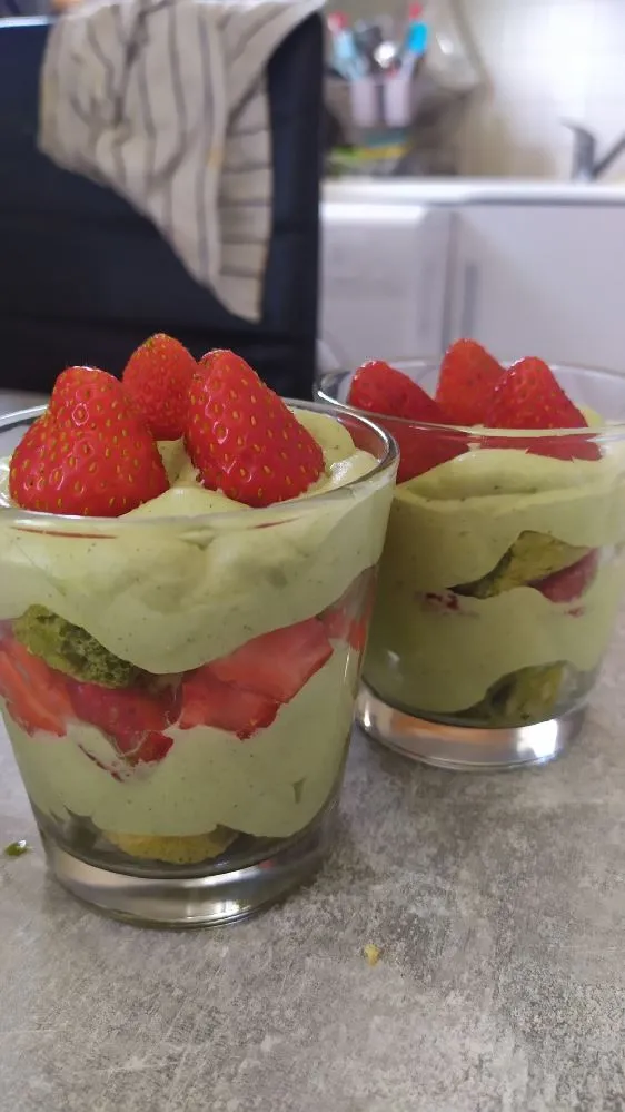 Tiramisu thé matcha fraise