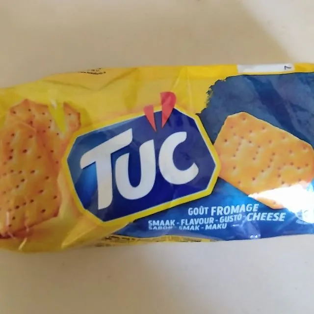 Biscuits apéritifs crackers gout fromage Tuc LU