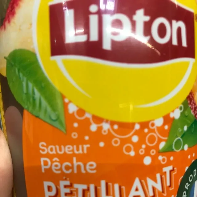 Boisson au thé glacé pétillant saveur pêche LIPTON