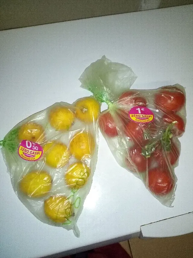 1kilo de tomate à 1€ 1kilo citron 50 centimes