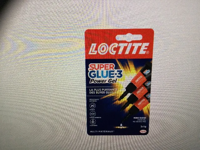 3 tubes de Colle Loctite super Glue-3  4,69€   50% sur la carte