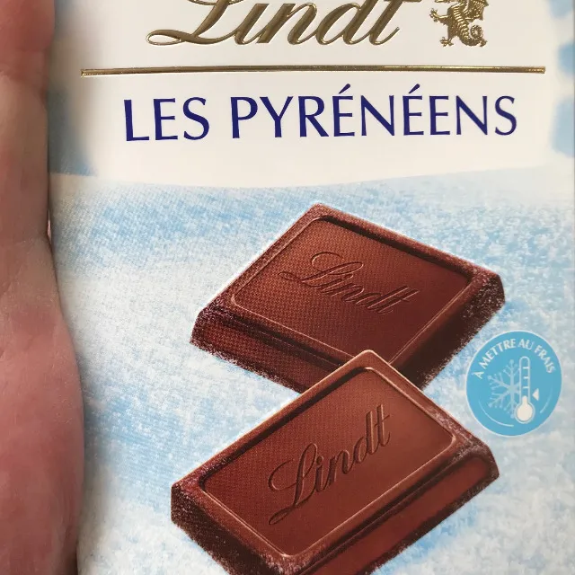 Tablette de chocolat Lait LES PYRENEENS LINDT